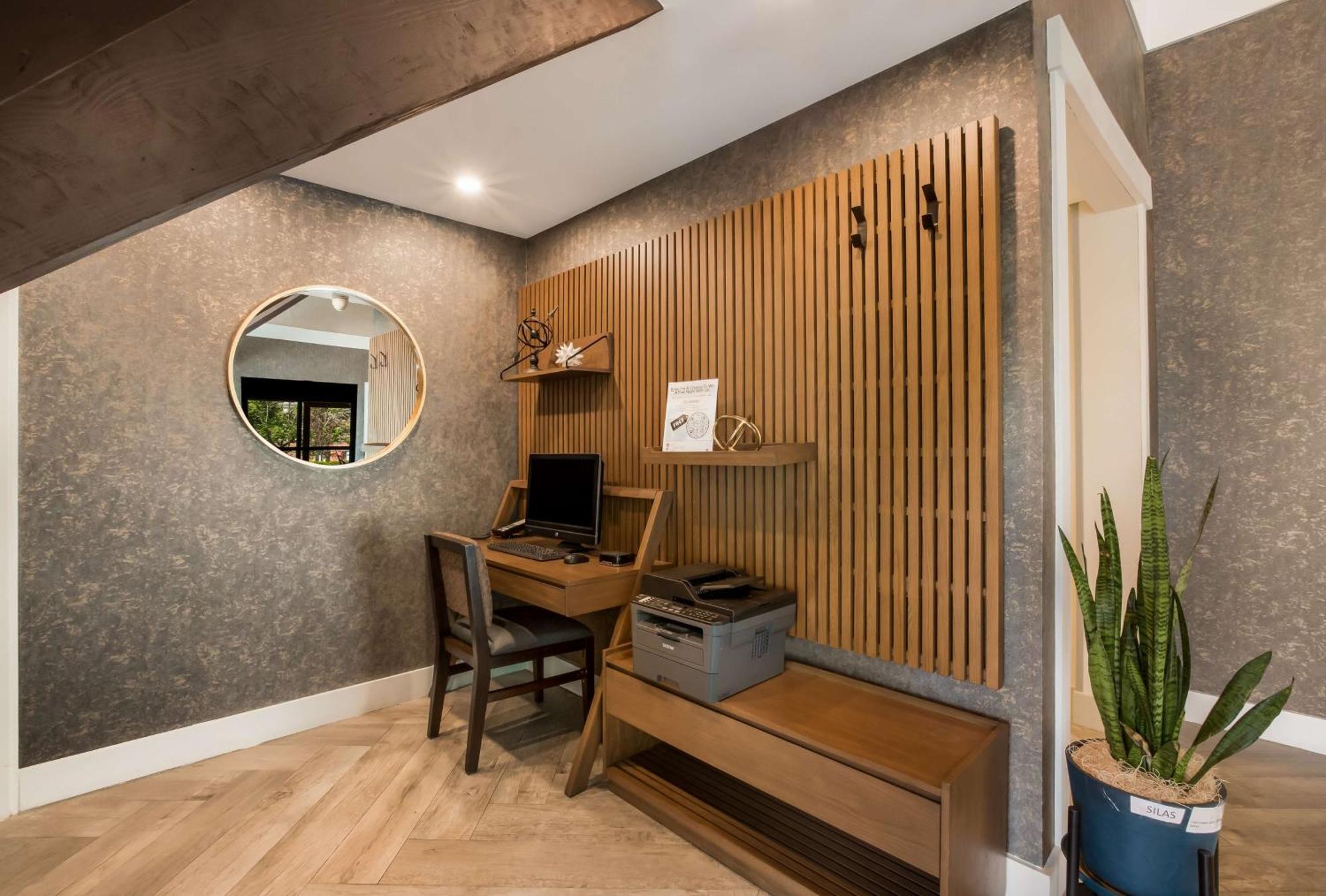 The Hub Middletown Red Bank- Best Western Signature Collection Екстериор снимка